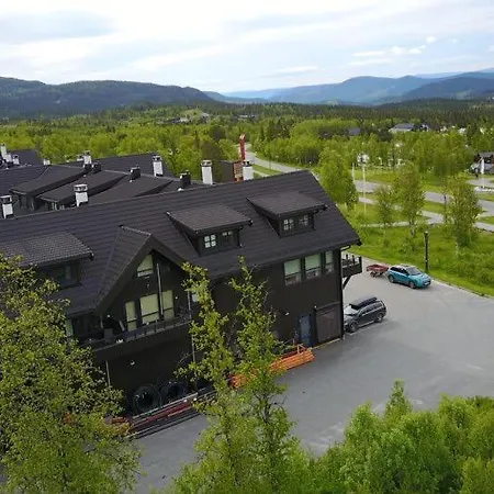 Perfect For Skiing And Access * Beitostolen
