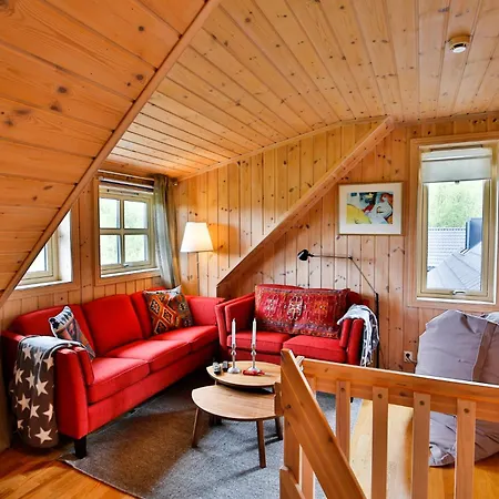 Perfect For Skiing And Access *