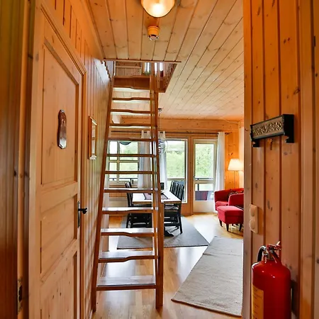 Perfect For Skiing And Access *